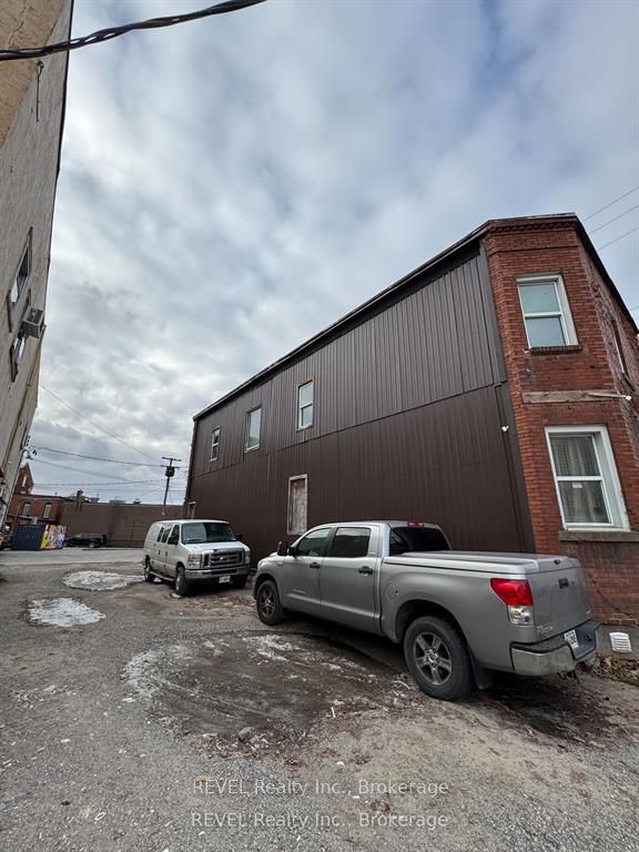 46 Division Street Property Photo 2