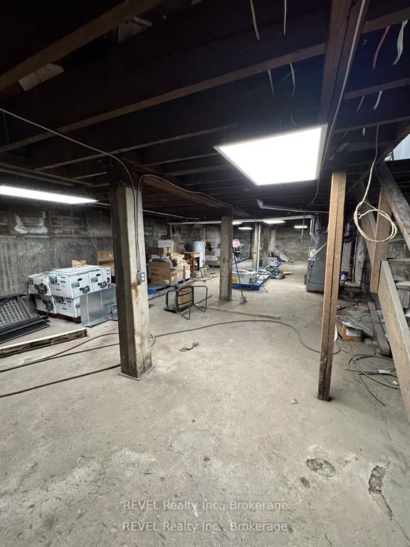 46 Division Street Property Photo 6