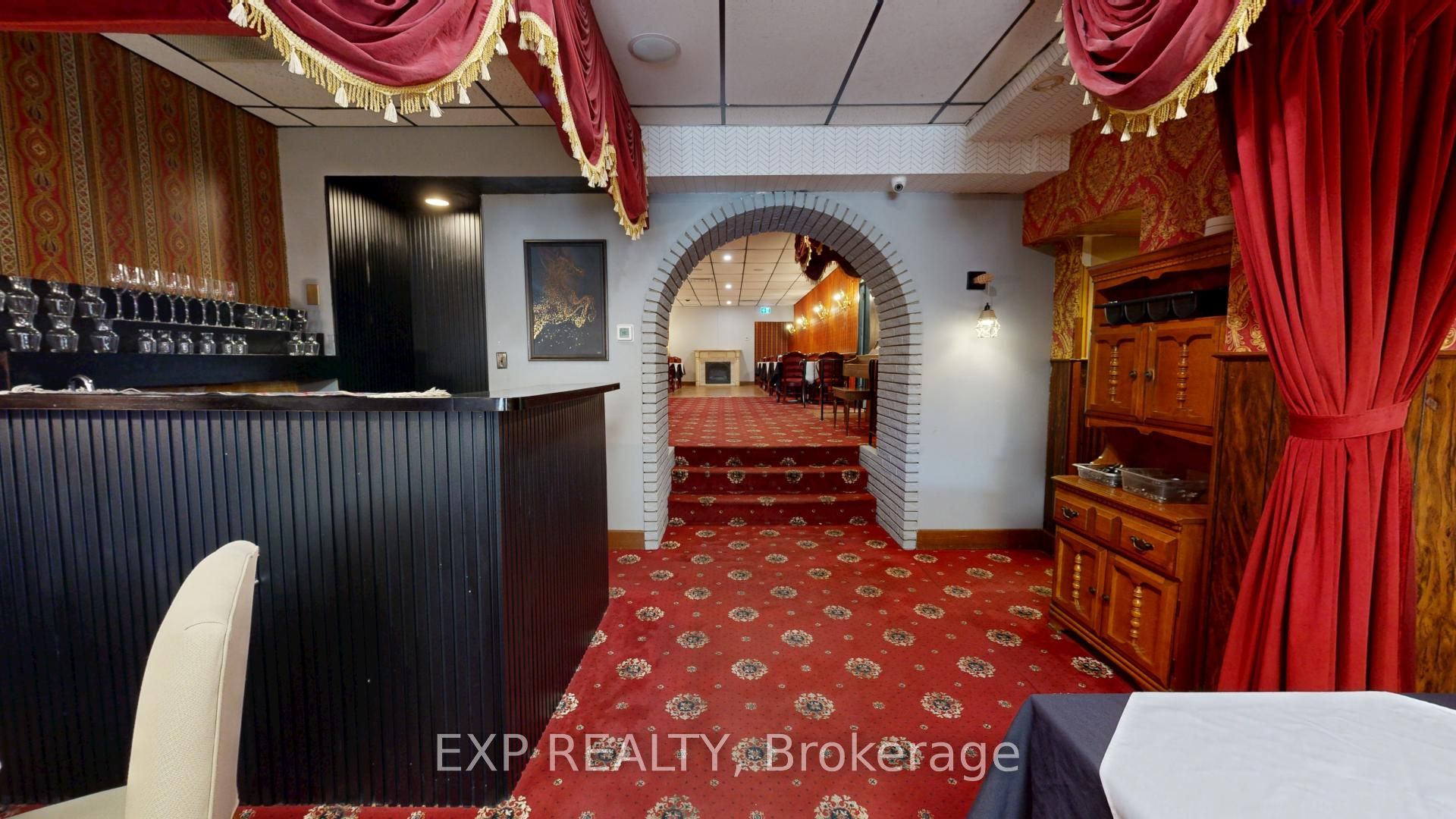348 Dundas Street Property Photo 14
