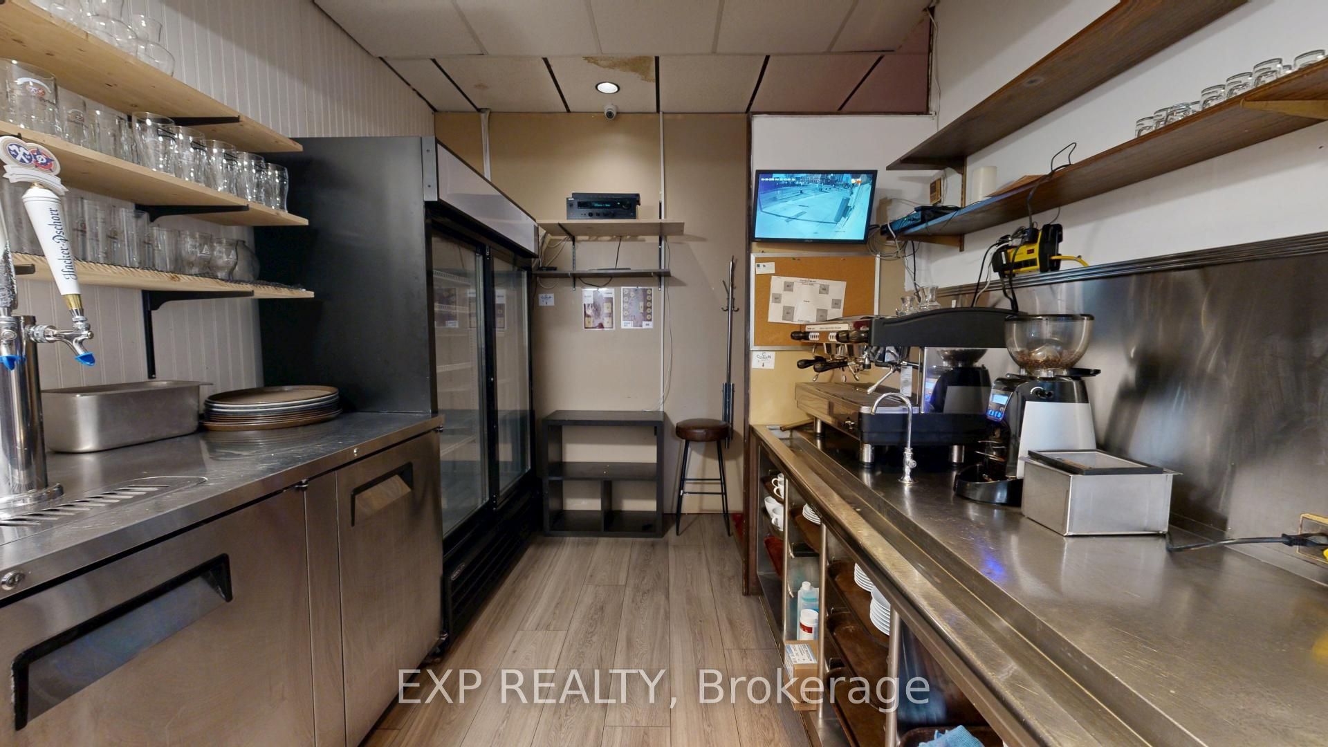 348 Dundas Street Property Photo 19