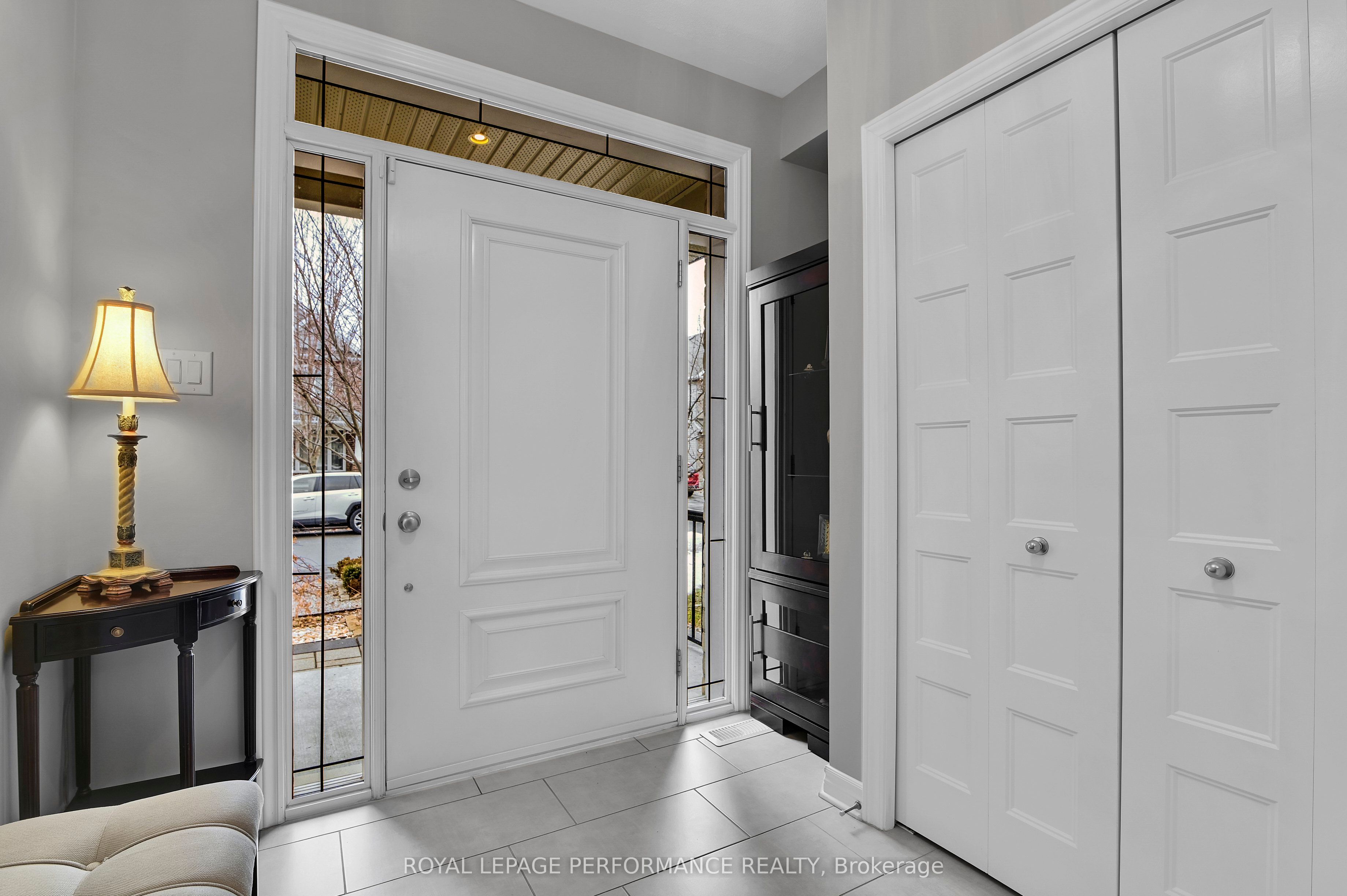 639 Rockrose Way Property Photo 4