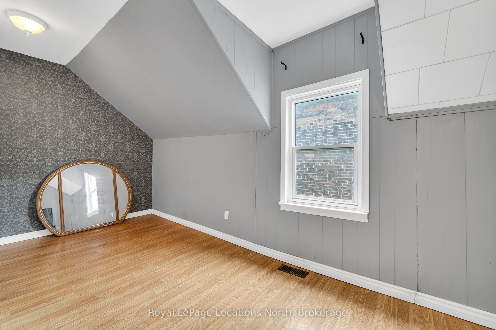 1325 2nd Avenue Property Photo 25