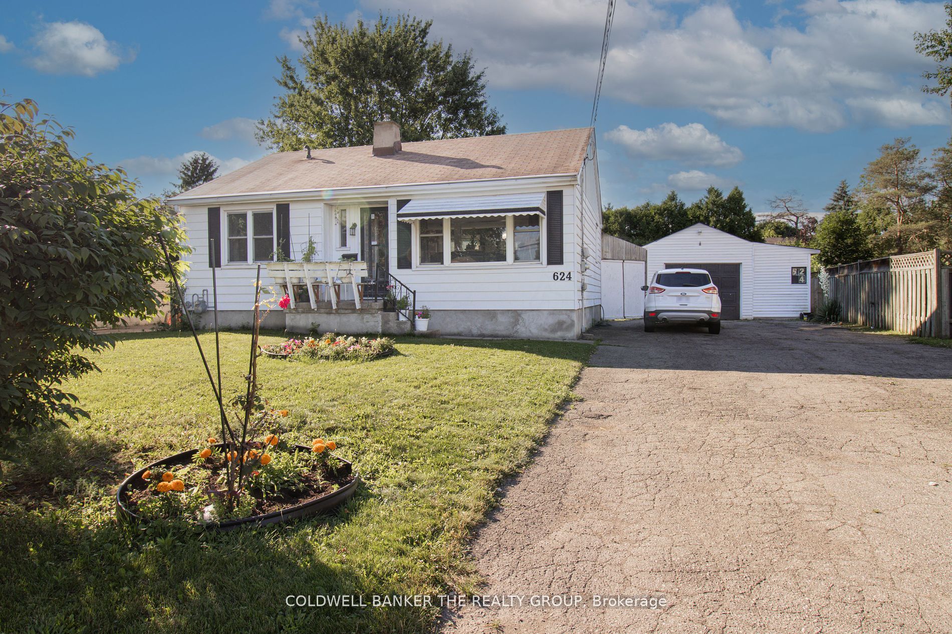 624 Tennent Ave Property Photo