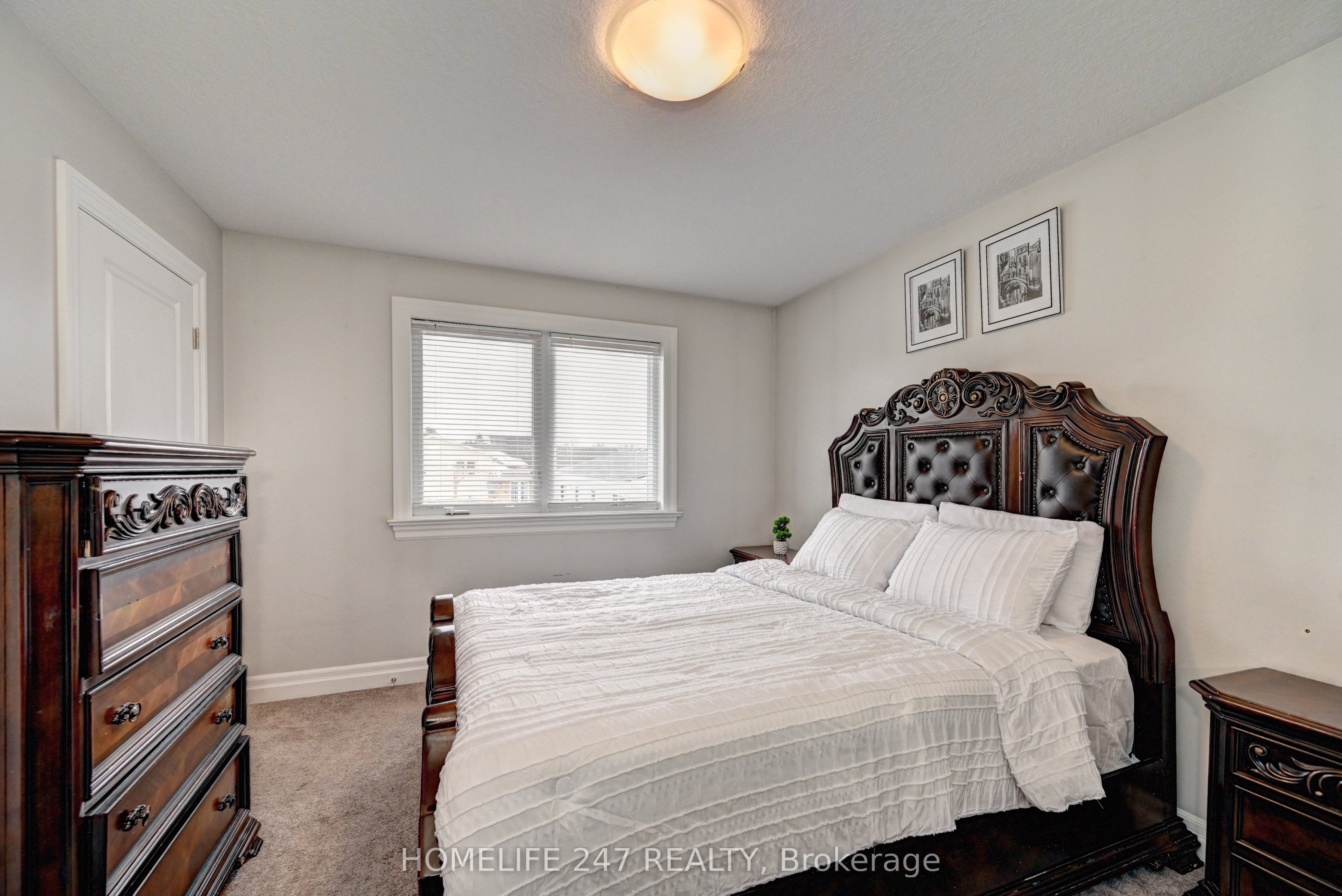 815 Binning Street W Property Photo 21