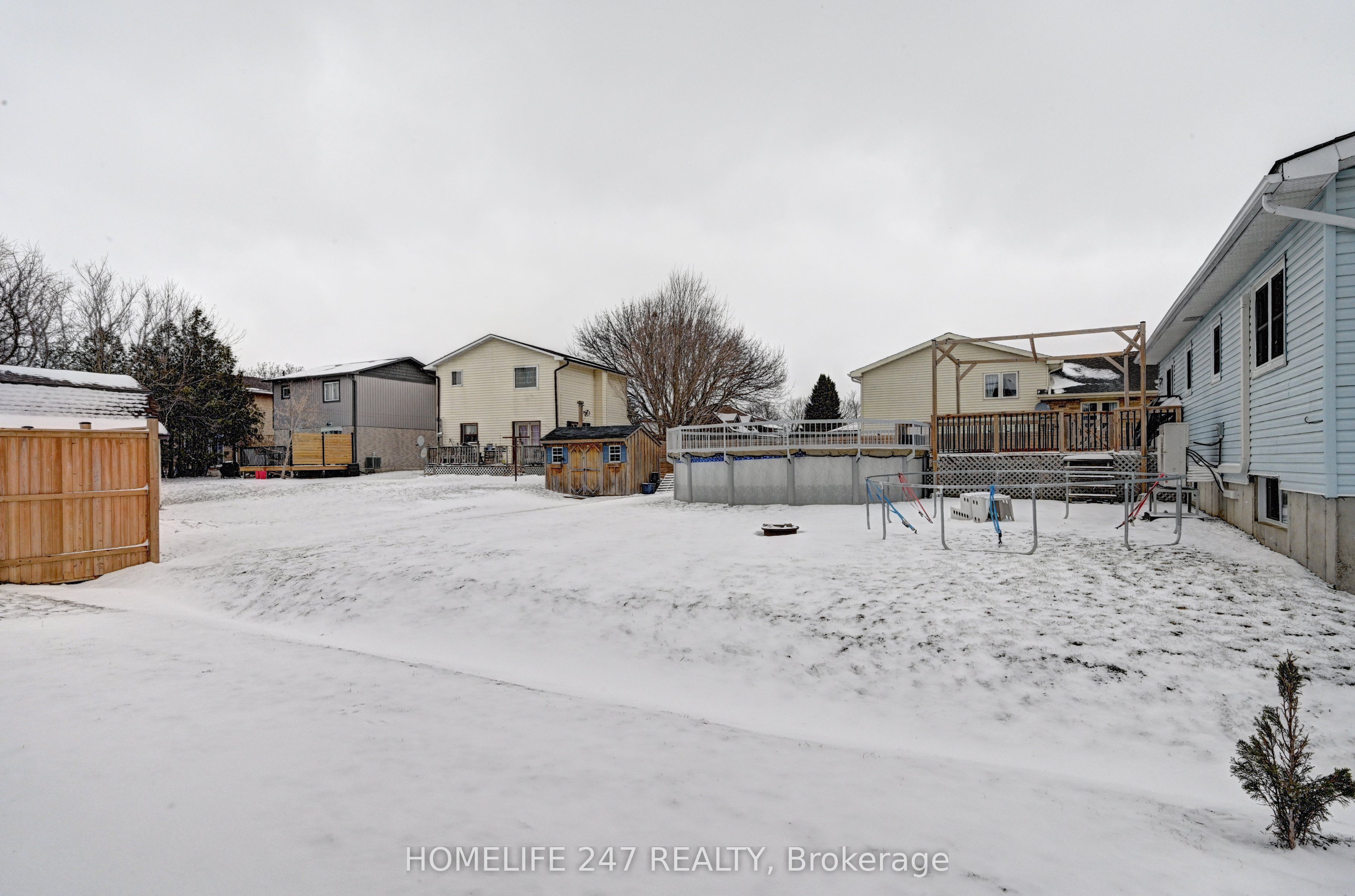 815 Binning Street W Property Photo 29