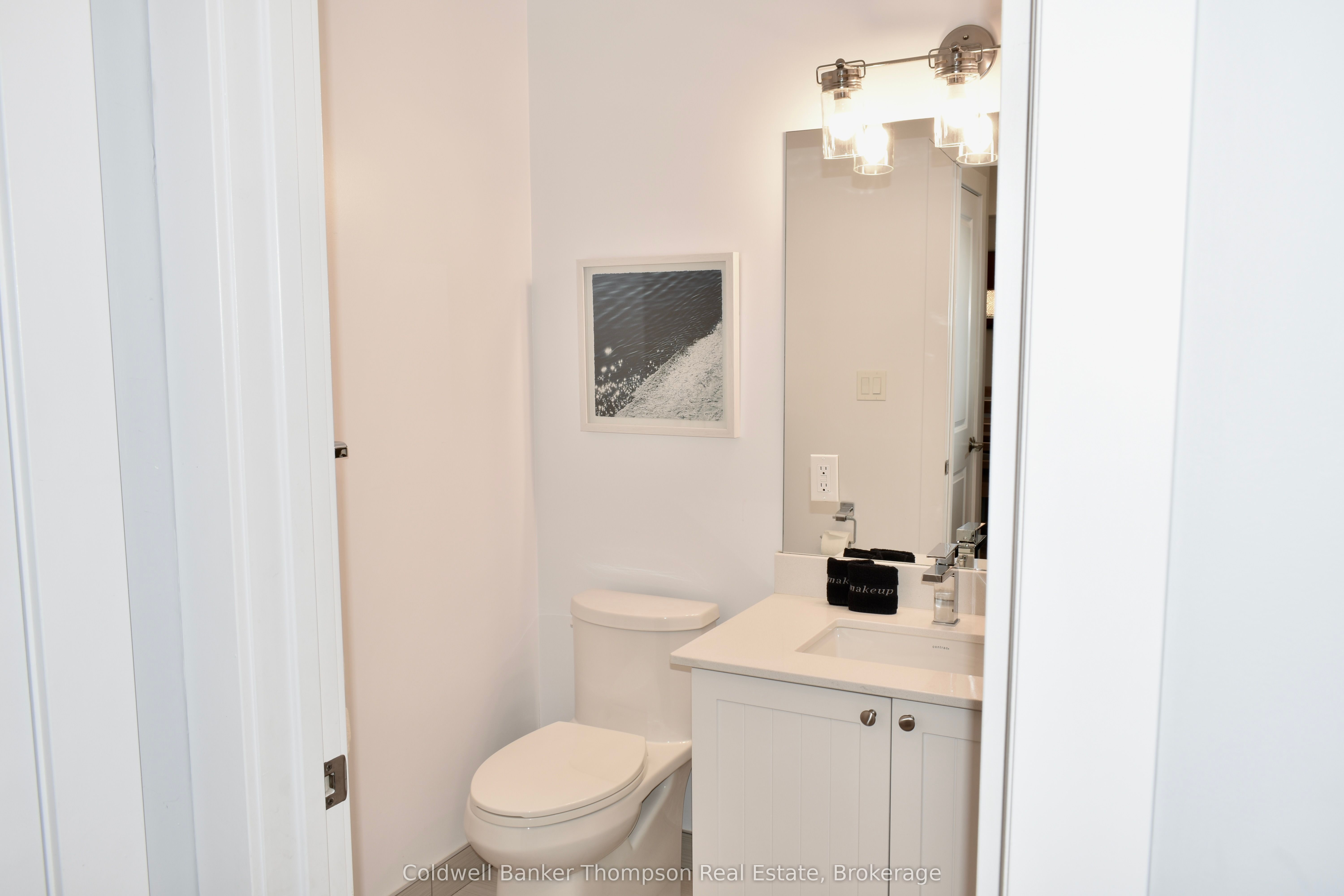 25 Pen Lake Point Road 216 Property Photo 14