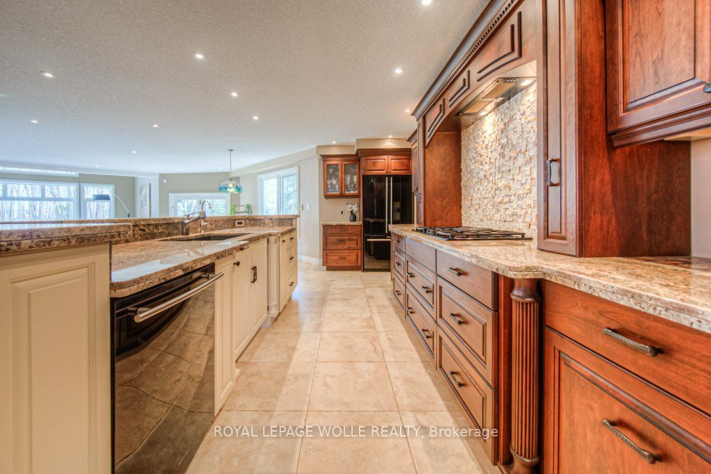 2229 Herrgott Road Property Photo 16