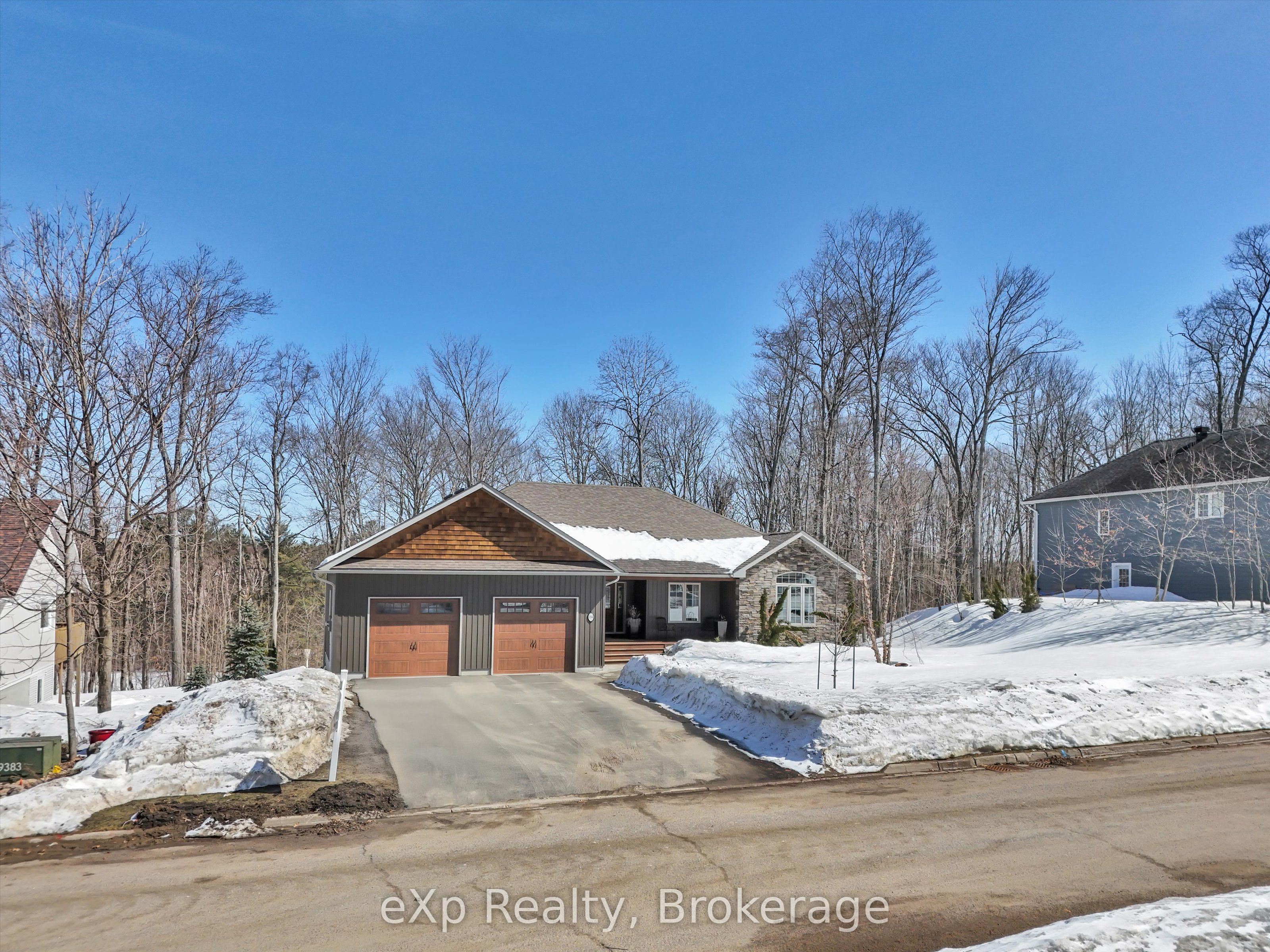 184 Maple Heights Drive Property Photo 1