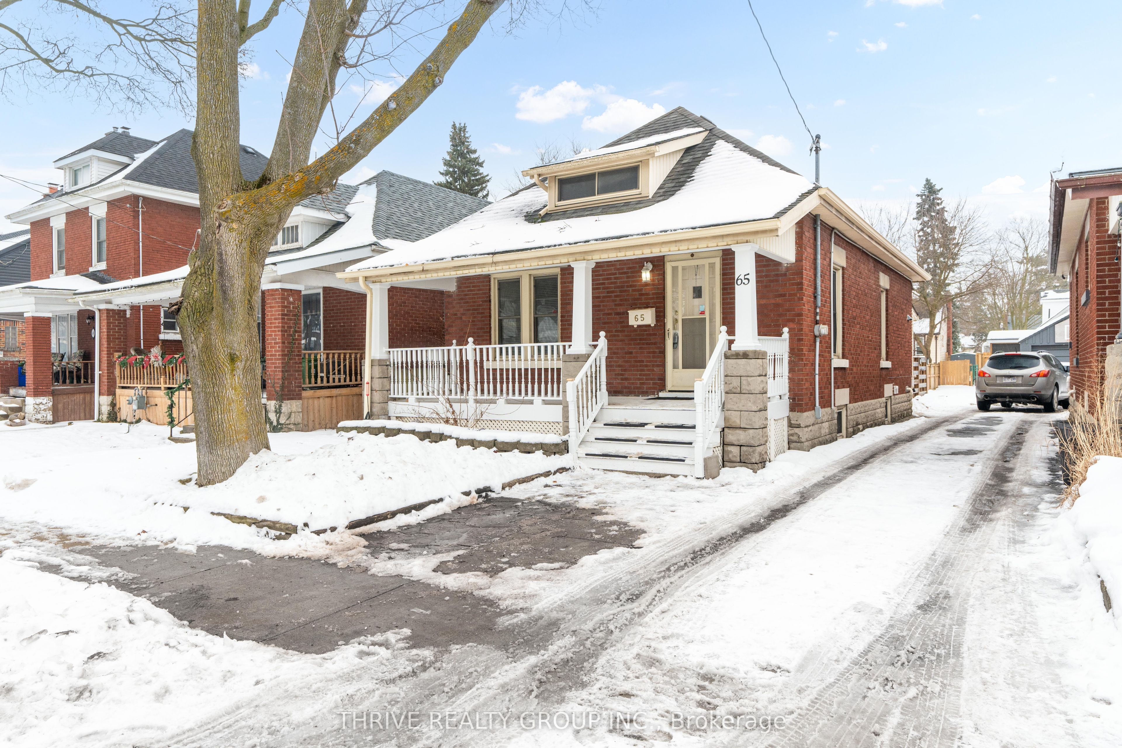 Ingersoll Duistrict Collegiate, Real Estate Listings Main Image