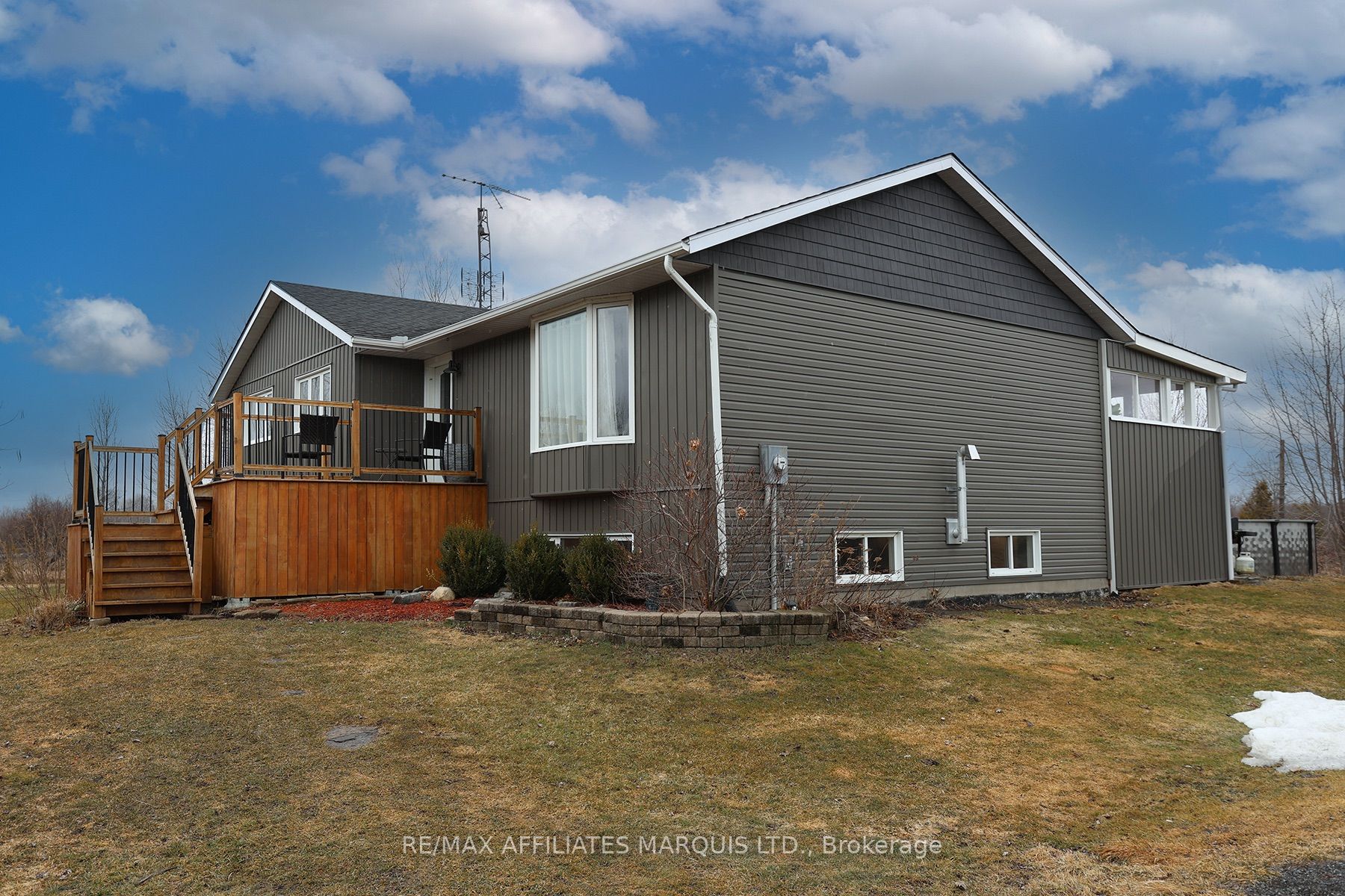 4239 County Rd 11 Road Property Photo 2