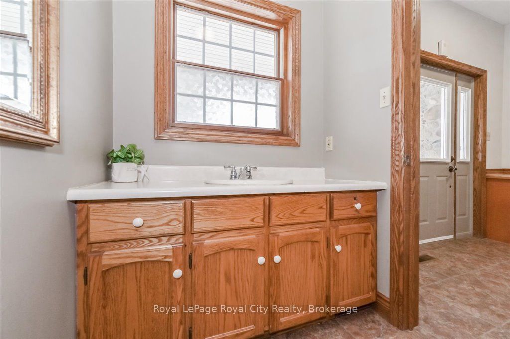 8108 Wellington Rd 22 Property Photo 26