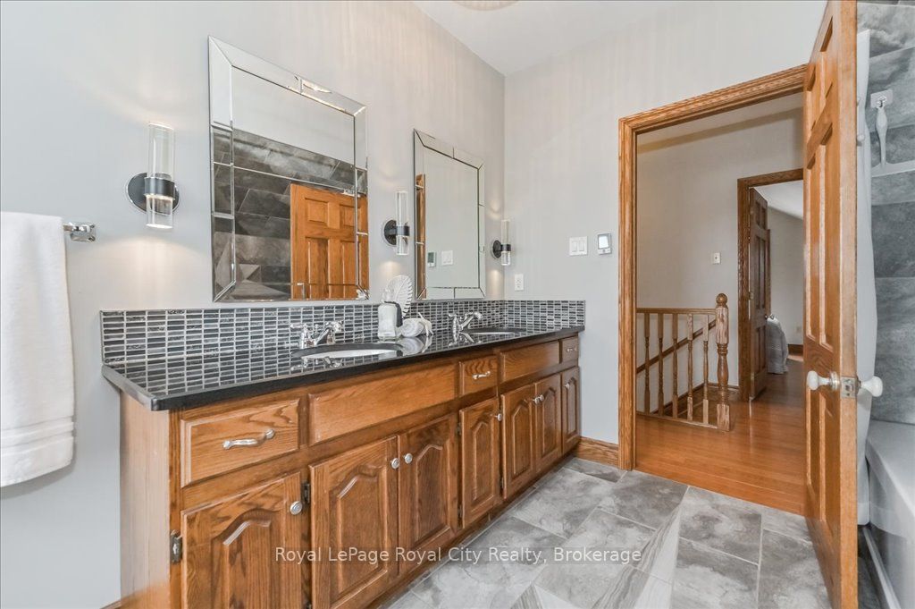 8108 Wellington Rd 22 Property Photo 38