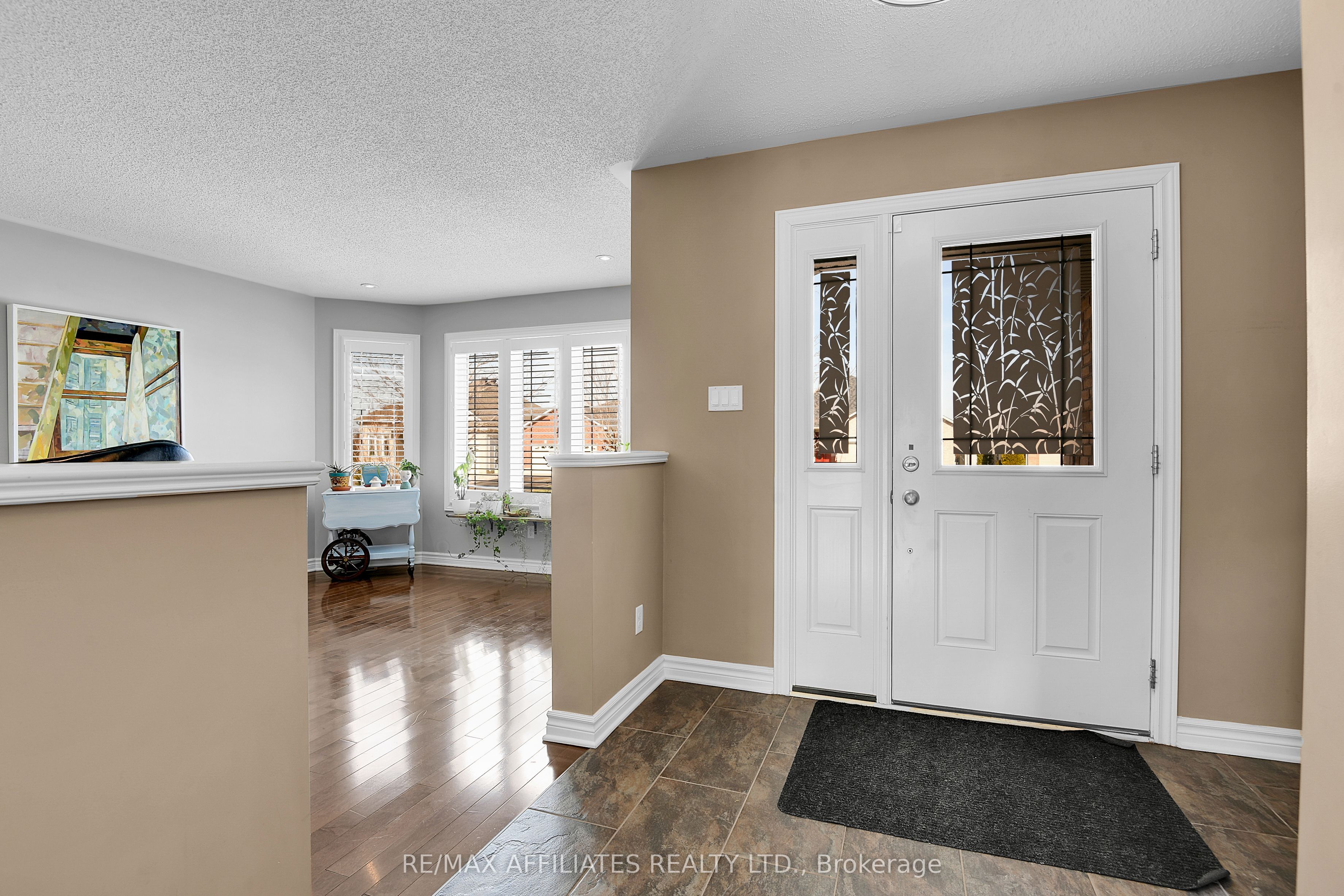 448 Van Dusen Street Property Photo 2