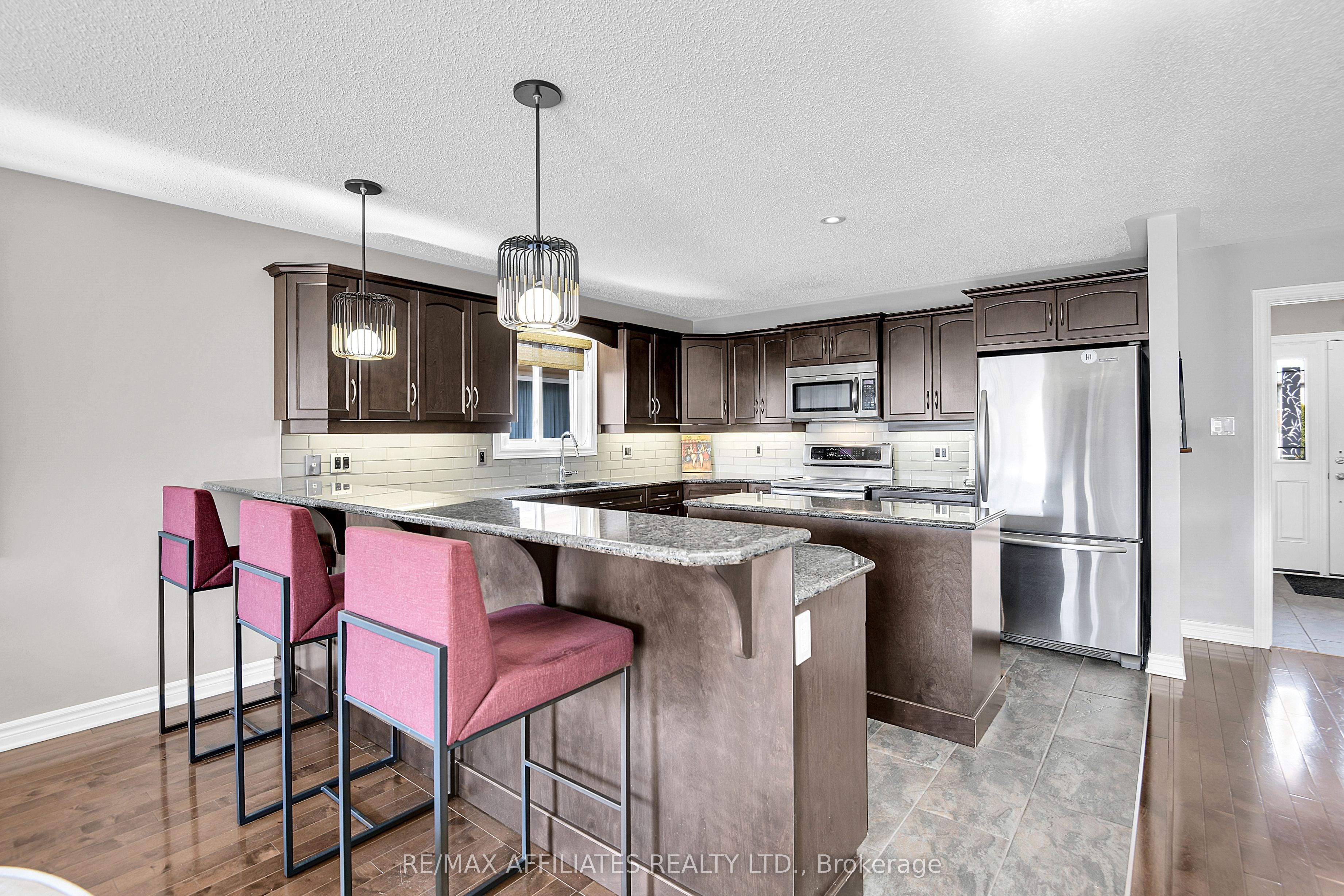 448 Van Dusen Street Property Photo 6