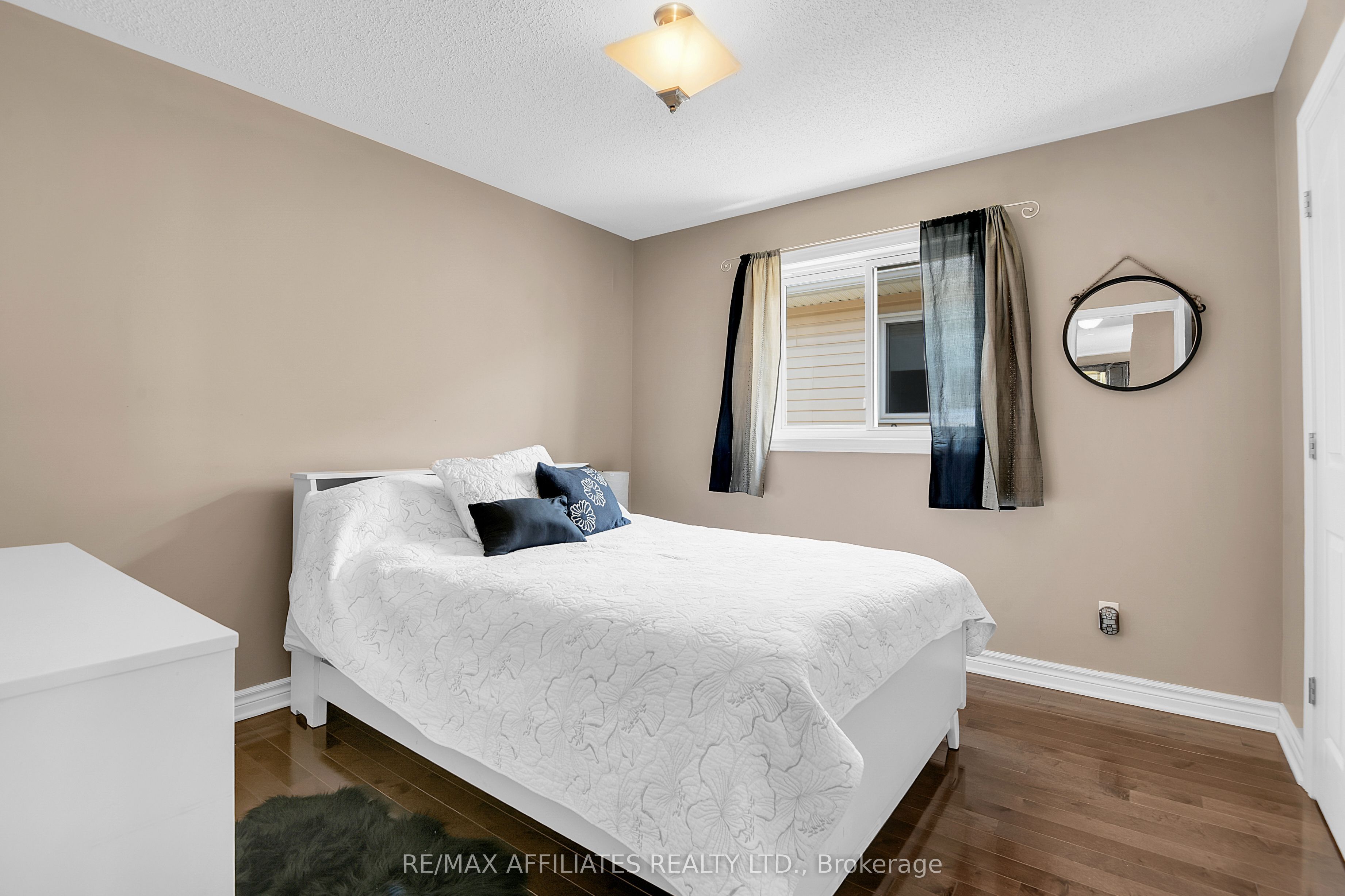 448 Van Dusen Street Property Photo 12