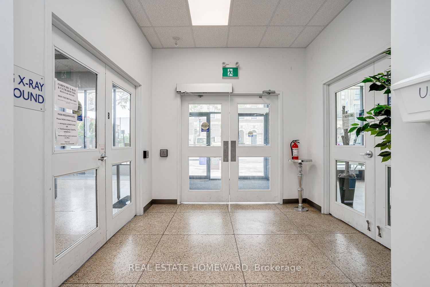 52 King Street Property Photo 6