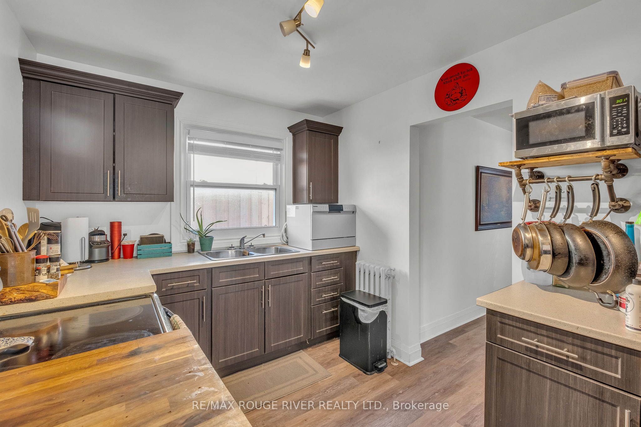 234 King Street E Property Photo 15