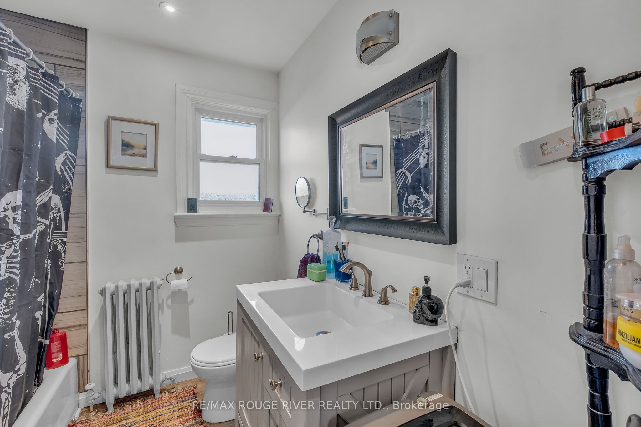 234 King Street E Property Photo 16