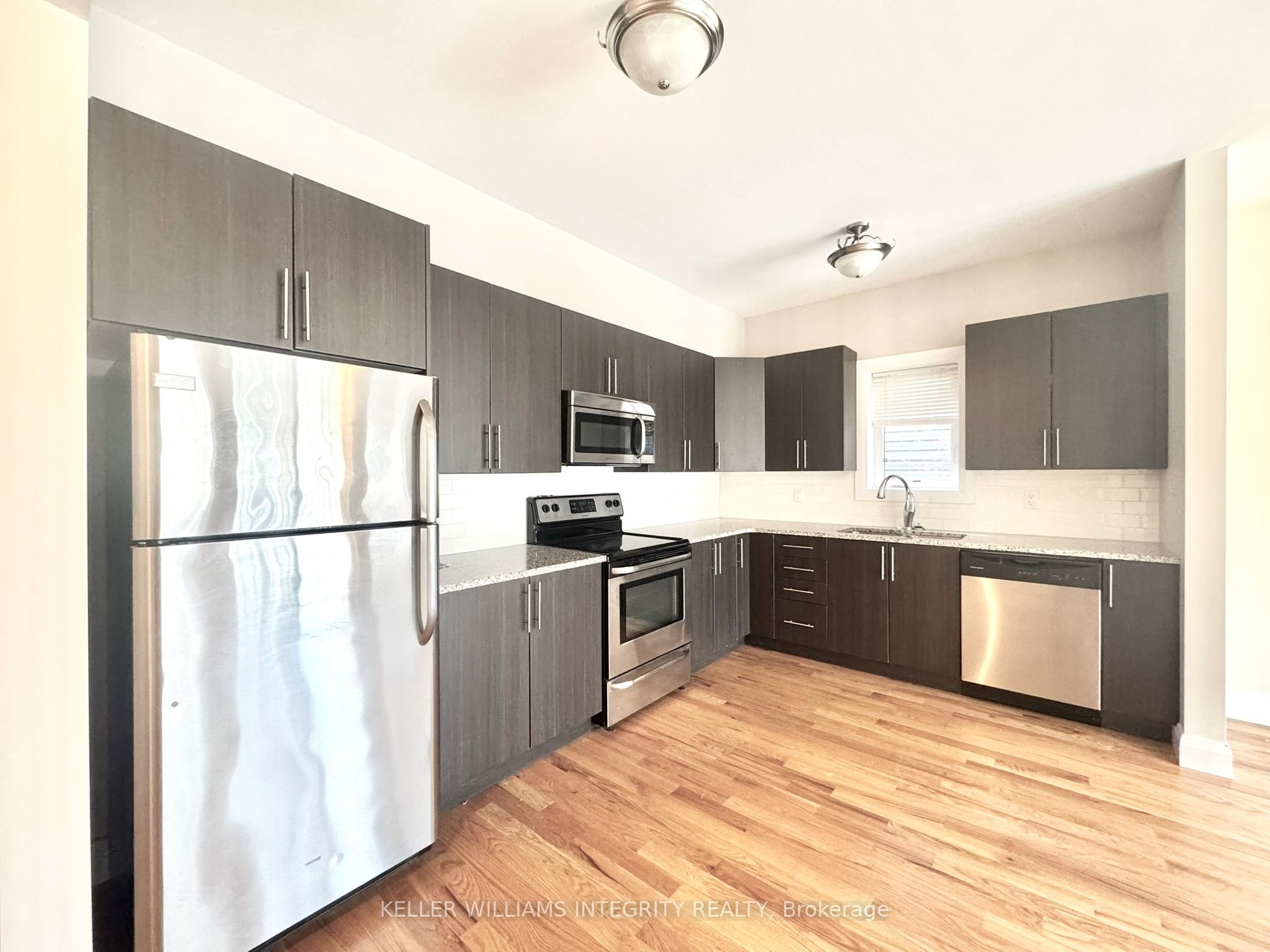 136-138 King George Street Property Photo 2