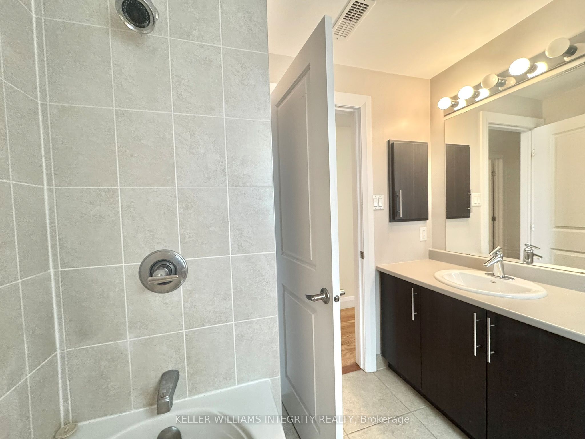 136-138 King George Street Property Photo 7