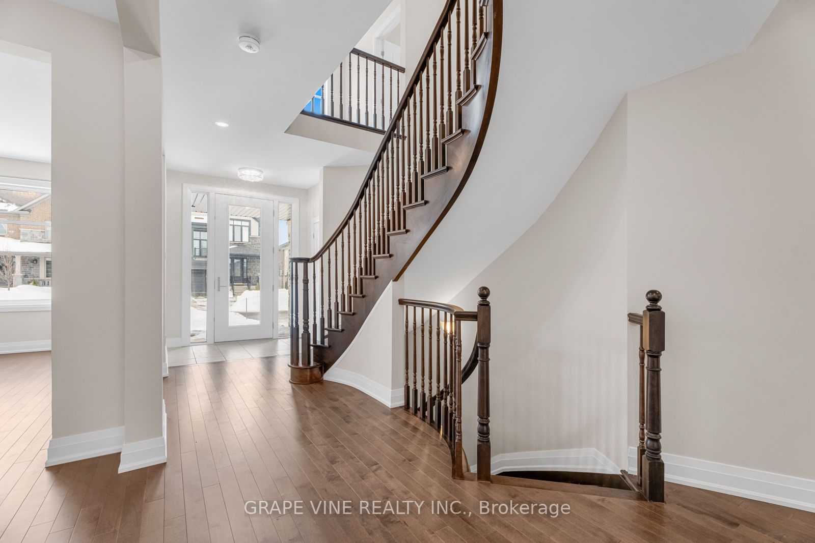 61 Adrift Street Property Photo 3