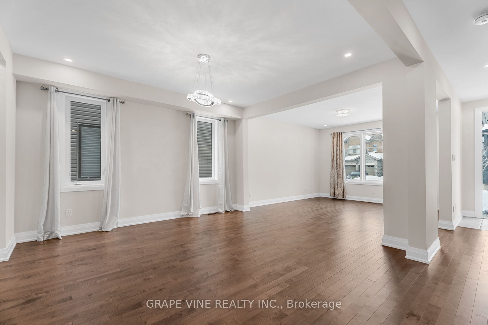 61 Adrift Street Property Photo 6