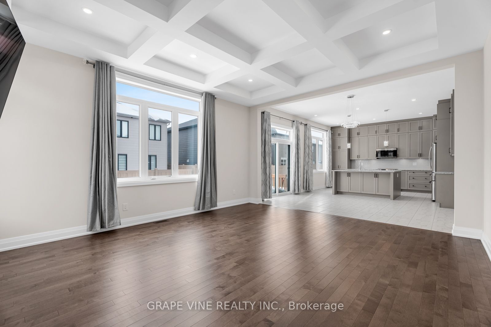 61 Adrift Street Property Photo 13