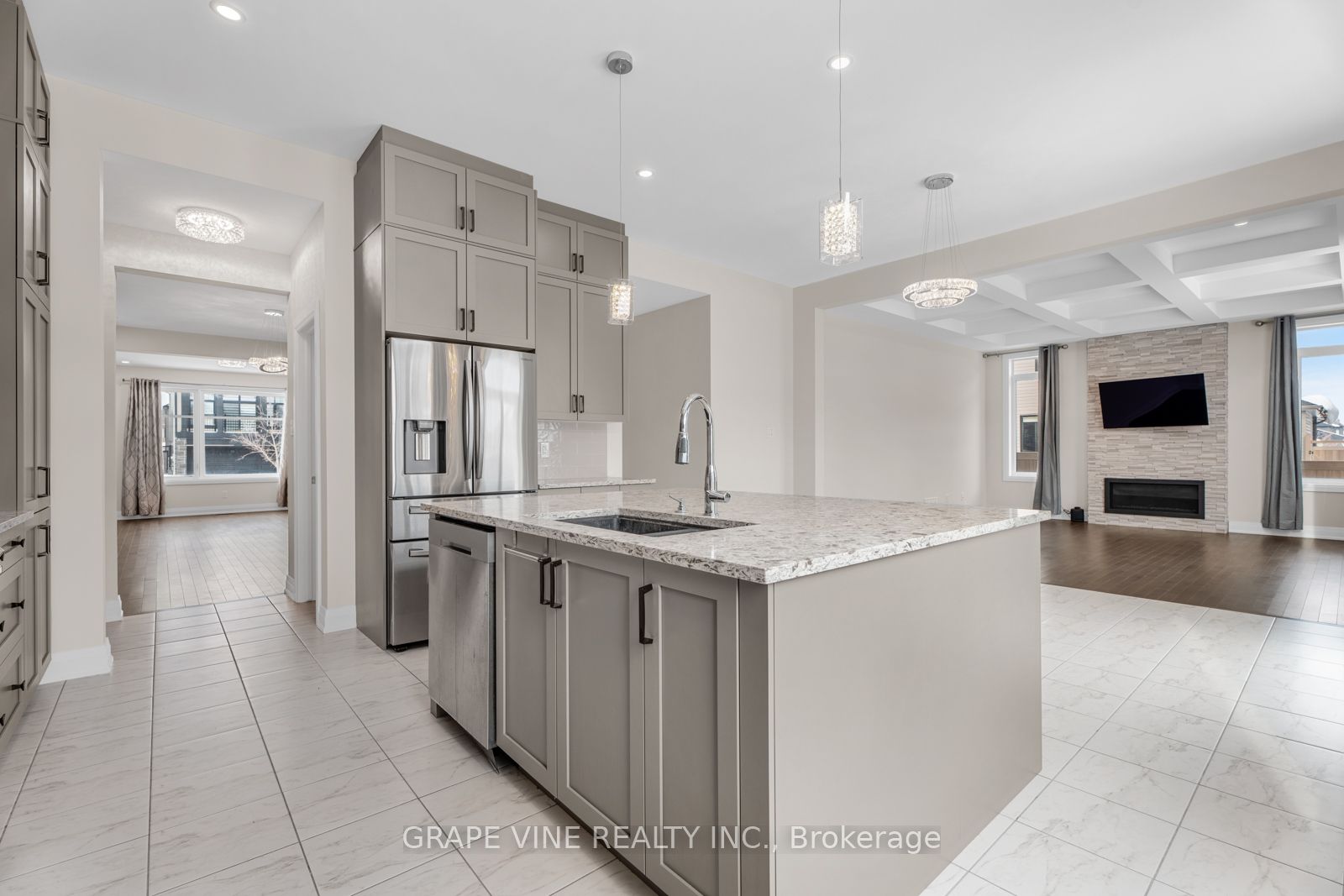 61 Adrift Street Property Photo 14