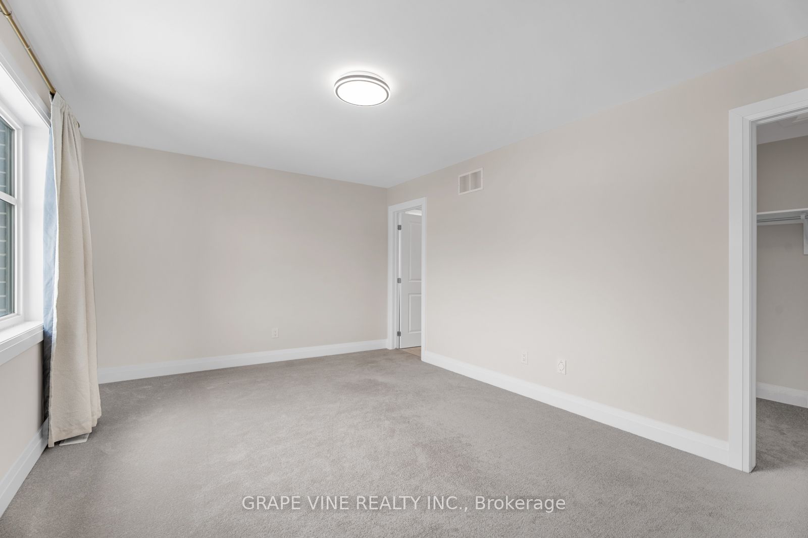 61 Adrift Street Property Photo 16