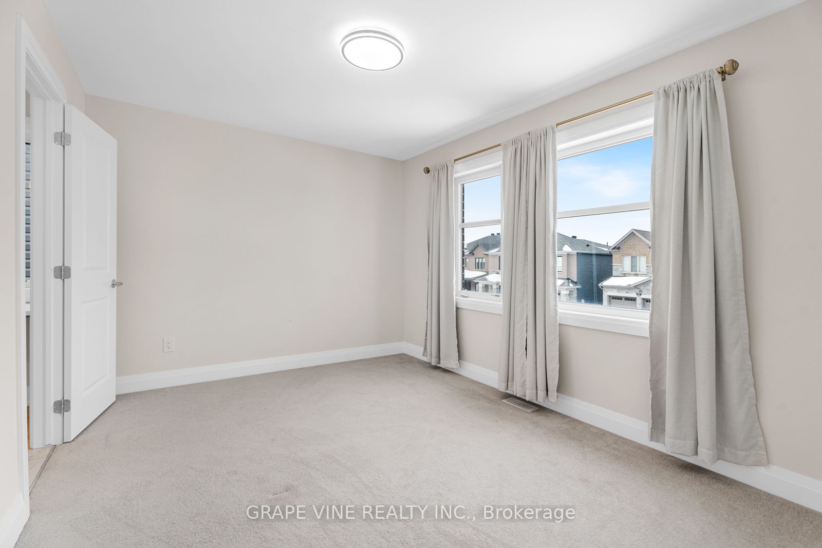 61 Adrift Street Property Photo 19