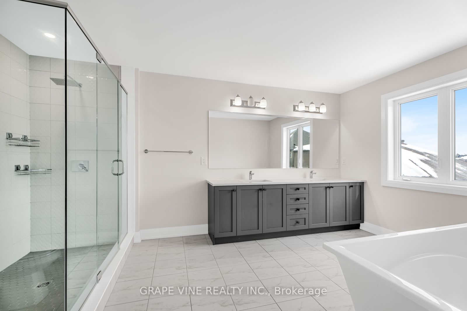 61 Adrift Street Property Photo 27