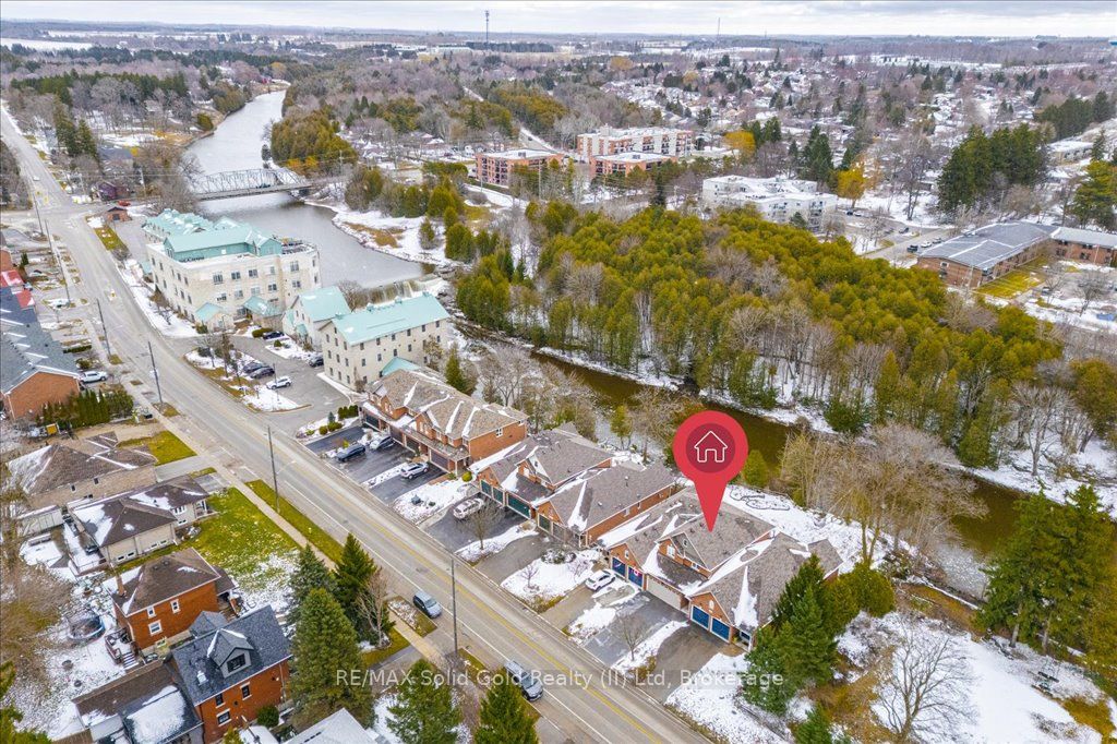 446 St Andrew Street Property Photo 2