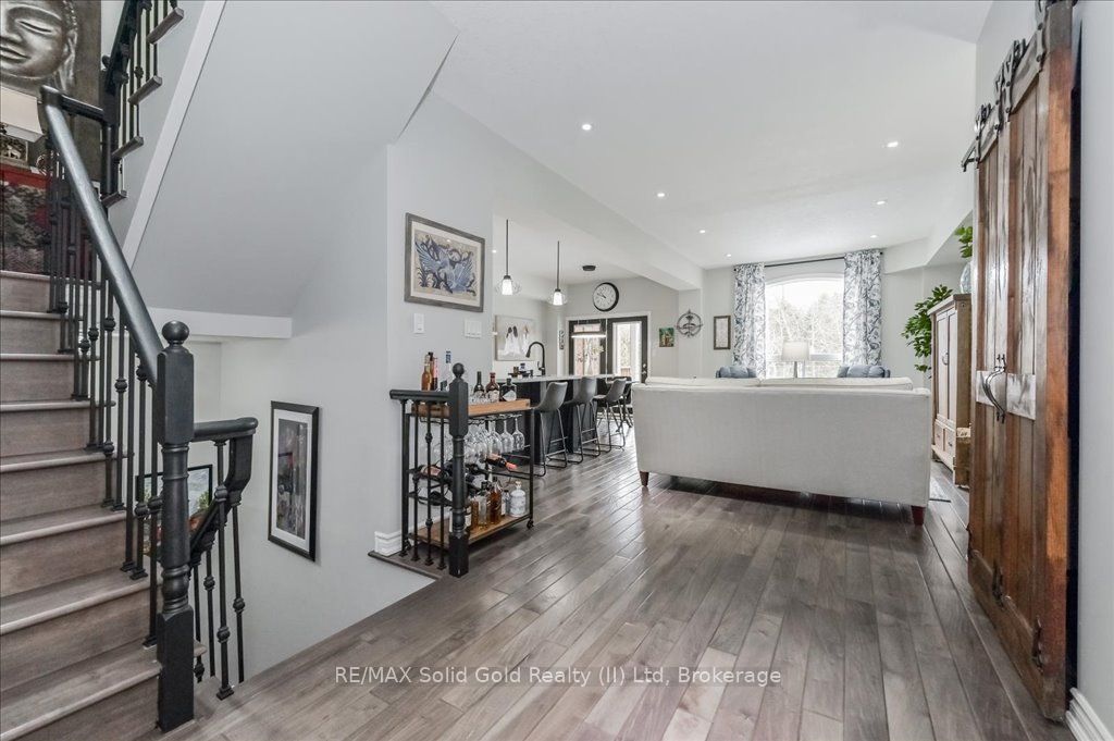446 St Andrew Street Property Photo 6