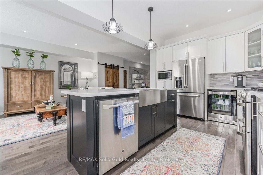 446 St Andrew Street Property Photo 10