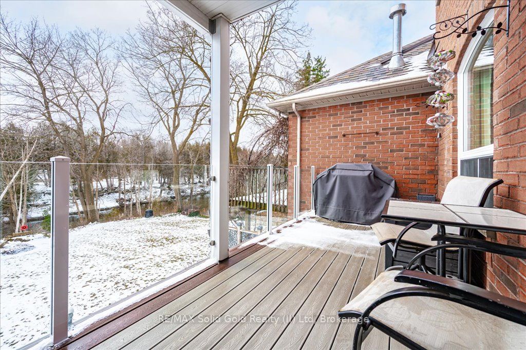 446 St Andrew Street Property Photo 15