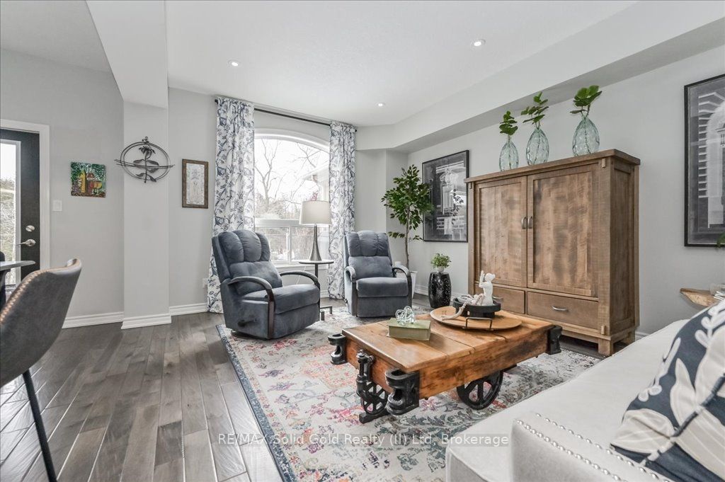 446 St Andrew Street Property Photo 16