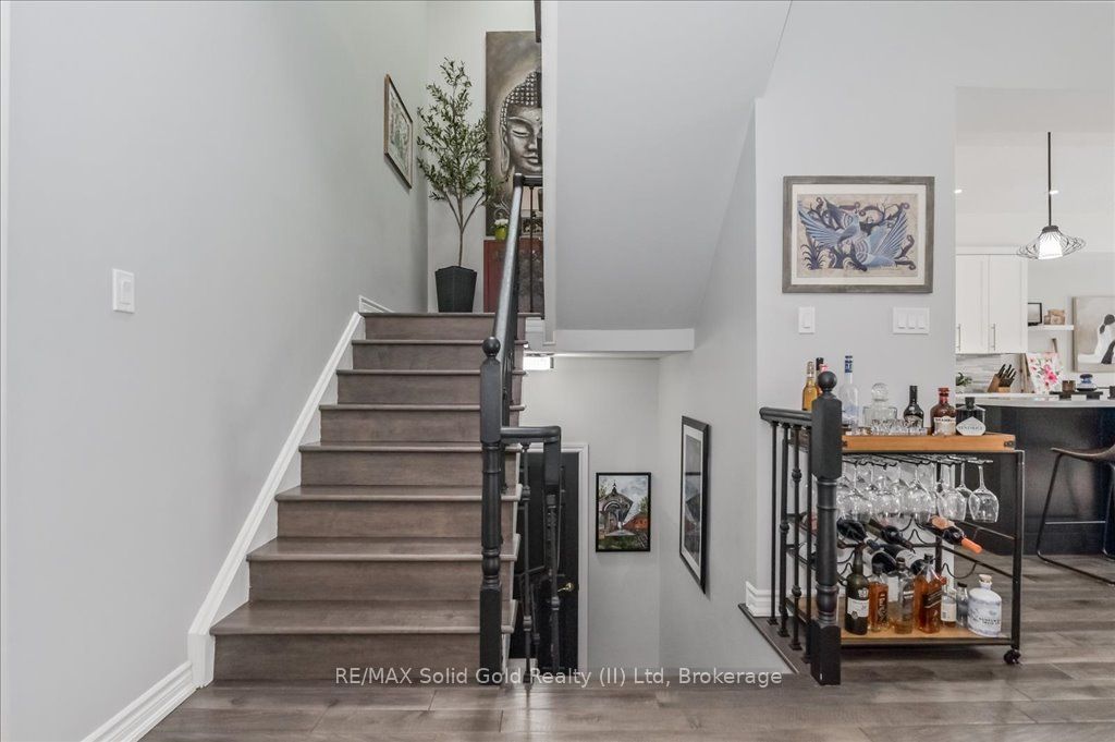 446 St Andrew Street Property Photo 19