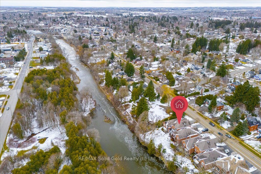 446 St Andrew Street Property Photo 43