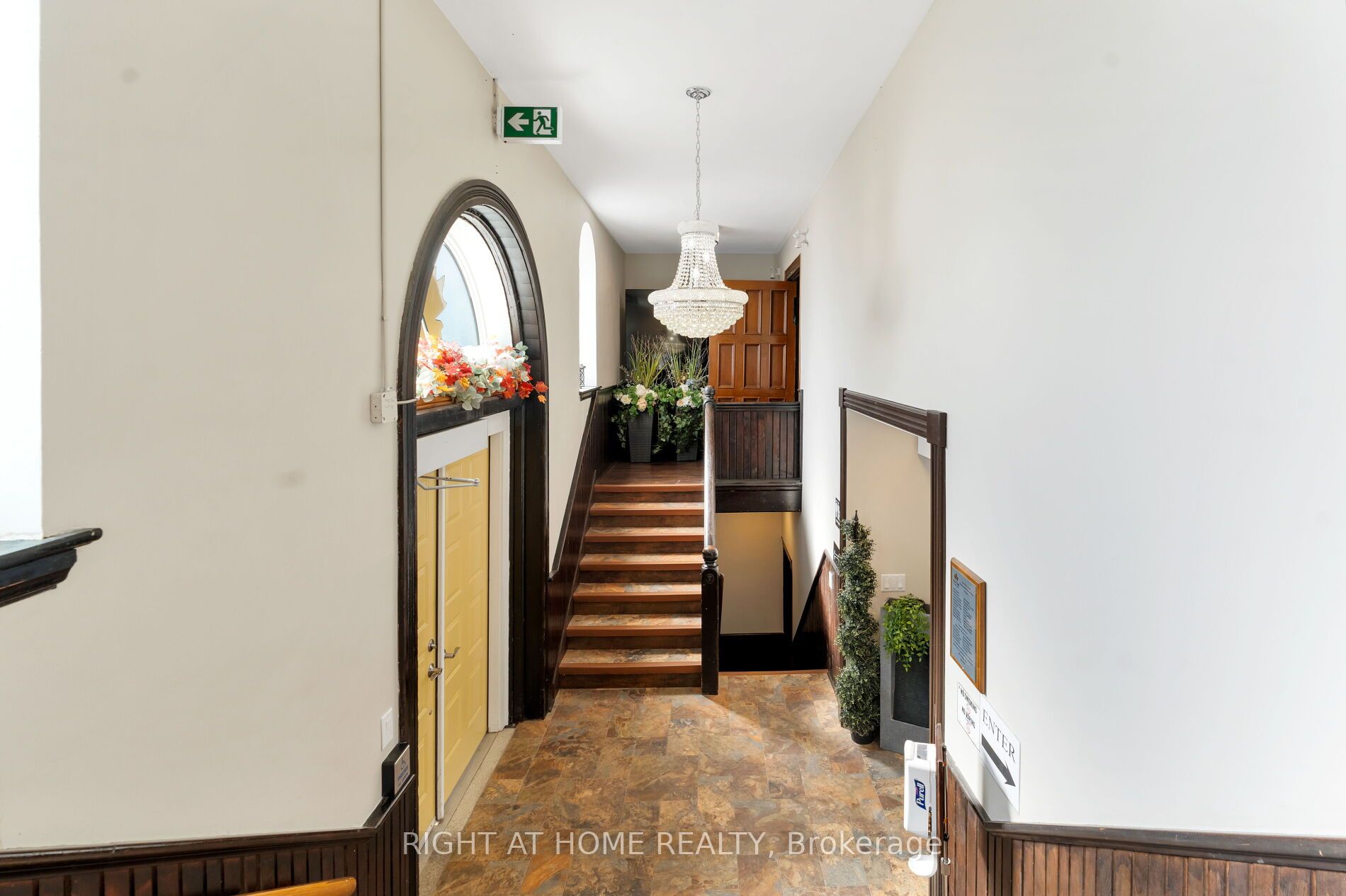 19 Albert Street Property Photo 4