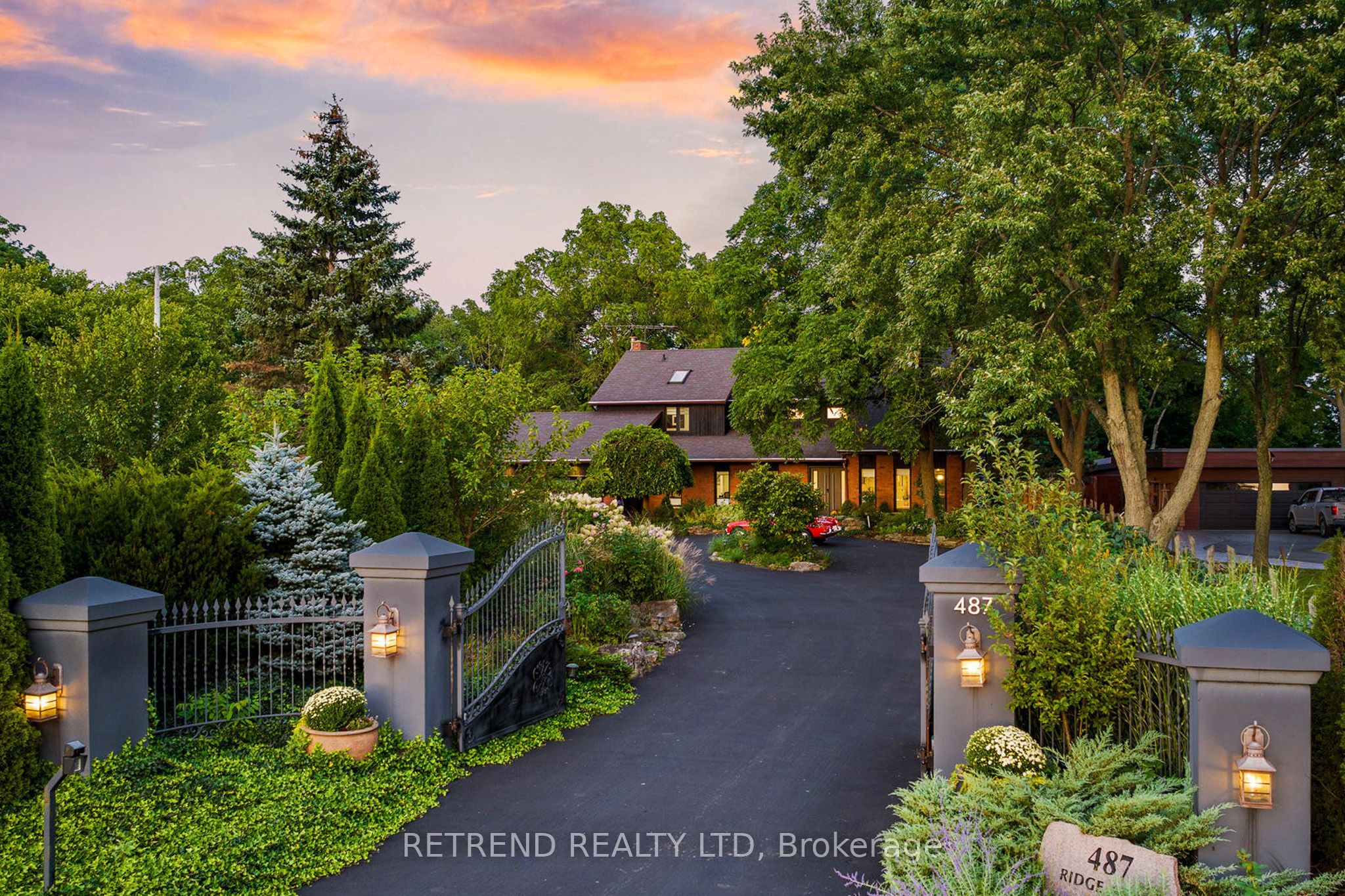 487 Ridge Road Property Photo