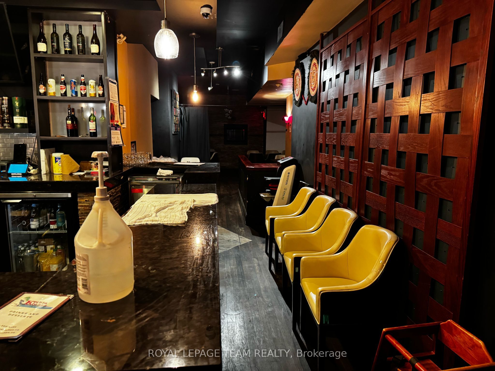 #100 - 271 Dalhousie Street Property Photo 3
