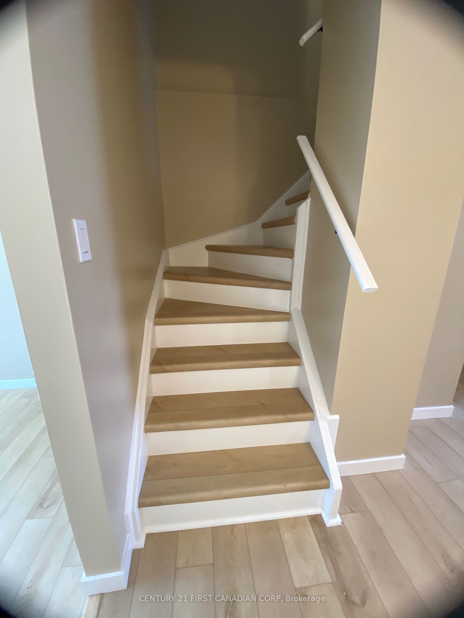 6767 Thorold Stone Road 68 Property Photo 10