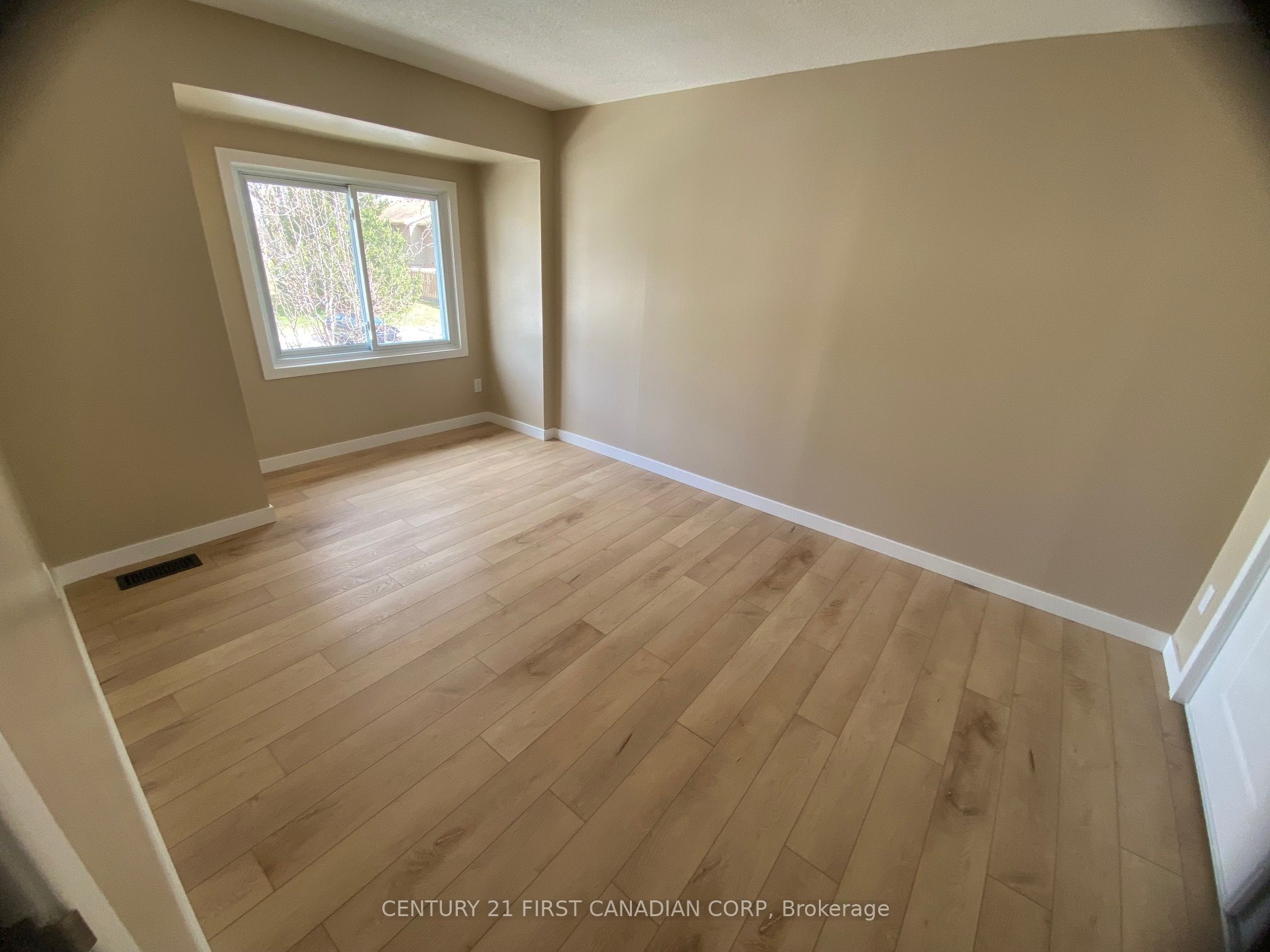 6767 Thorold Stone Road 68 Property Photo 15