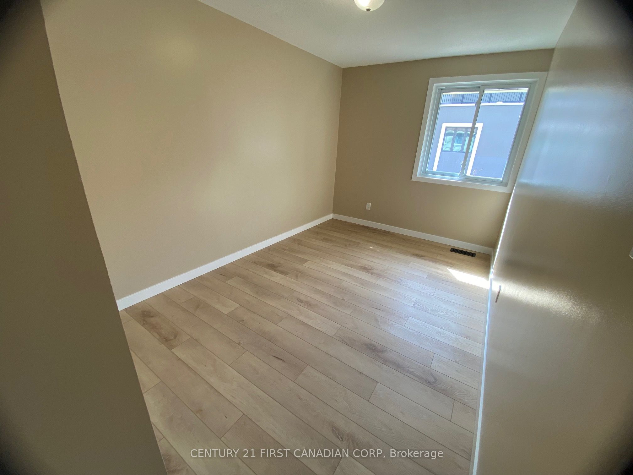 6767 Thorold Stone Road 68 Property Photo 17