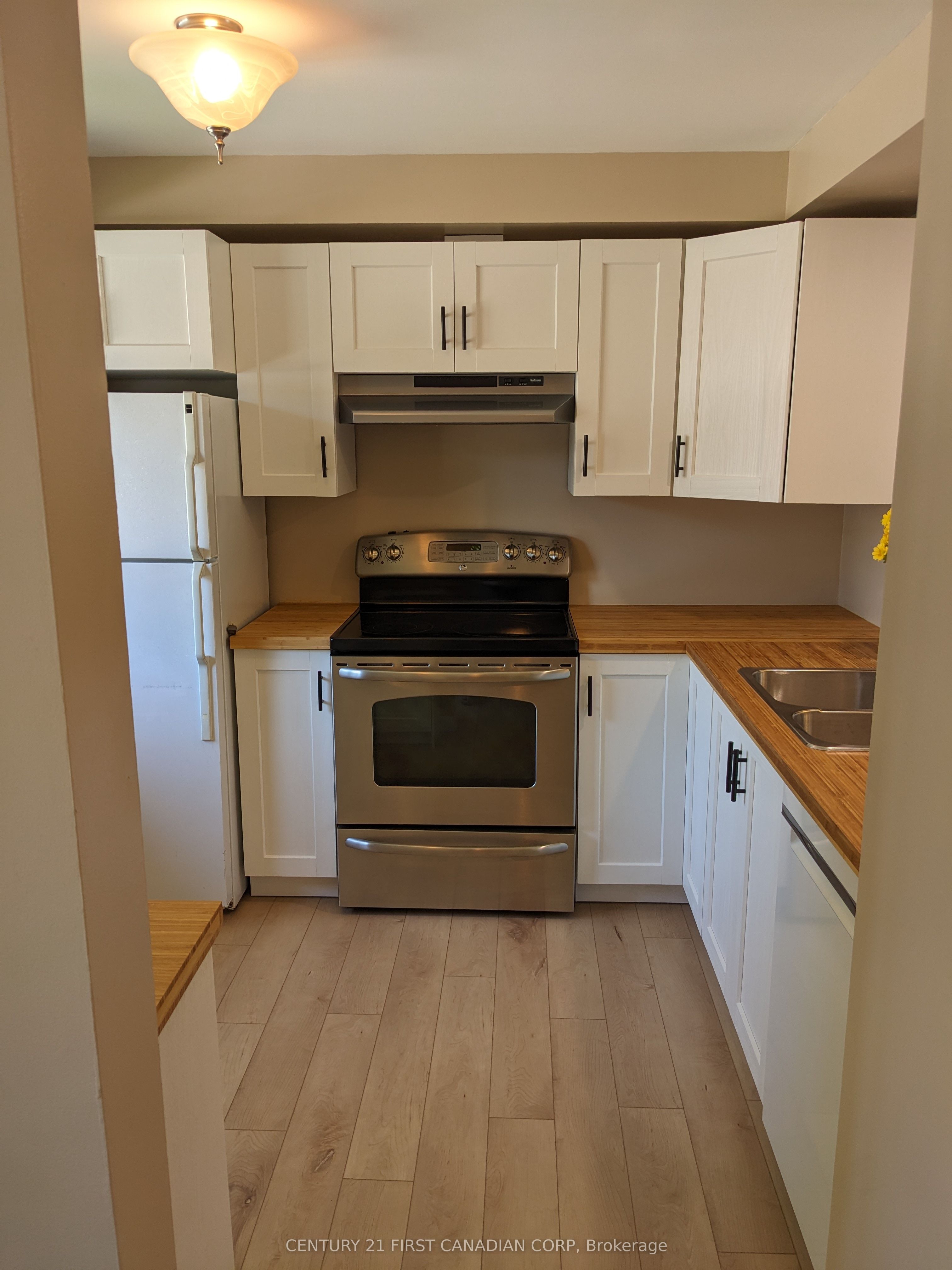 6767 Thorold Stone Road 68 Property Photo 22