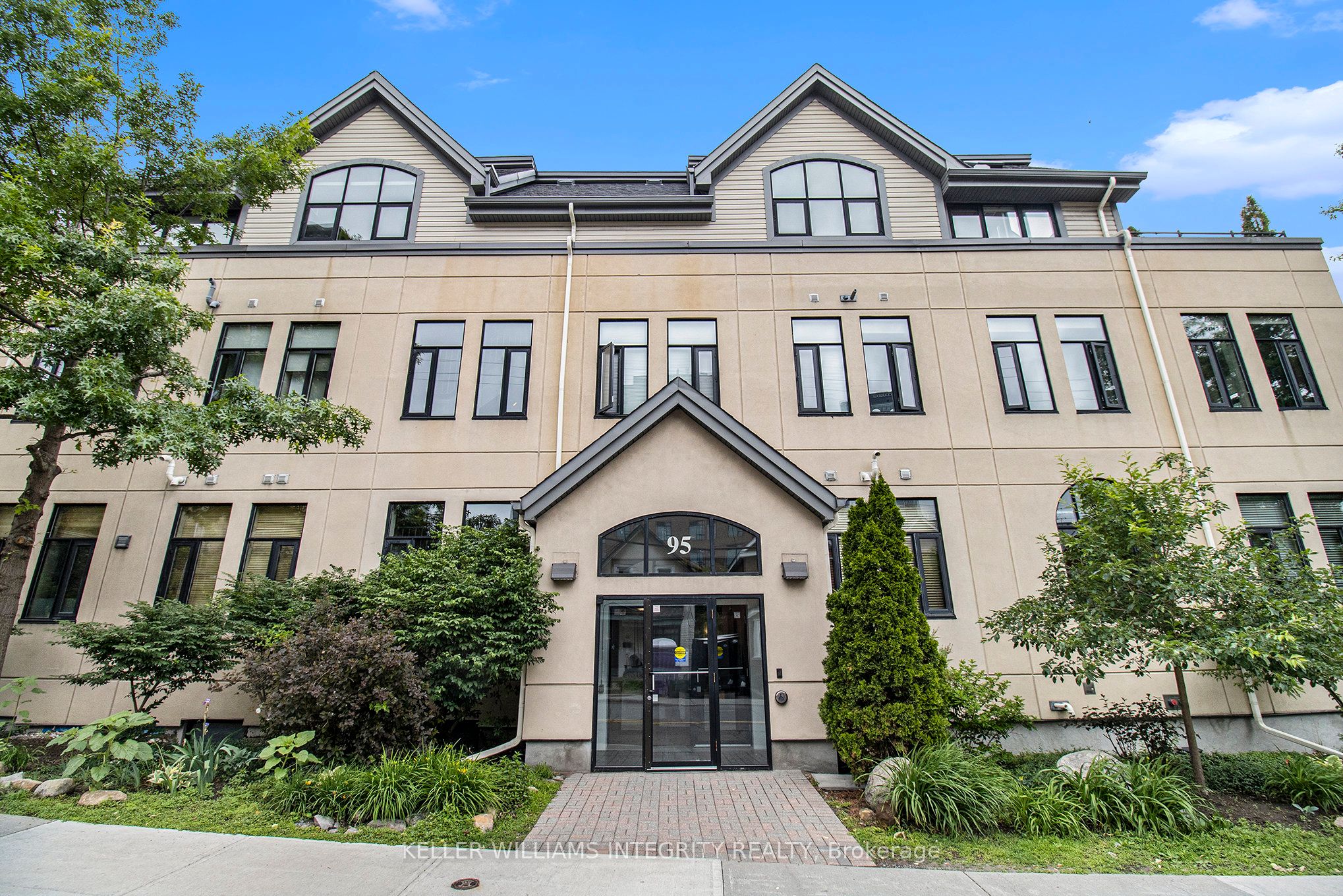 #303 - 95 Beech Street Property Photo