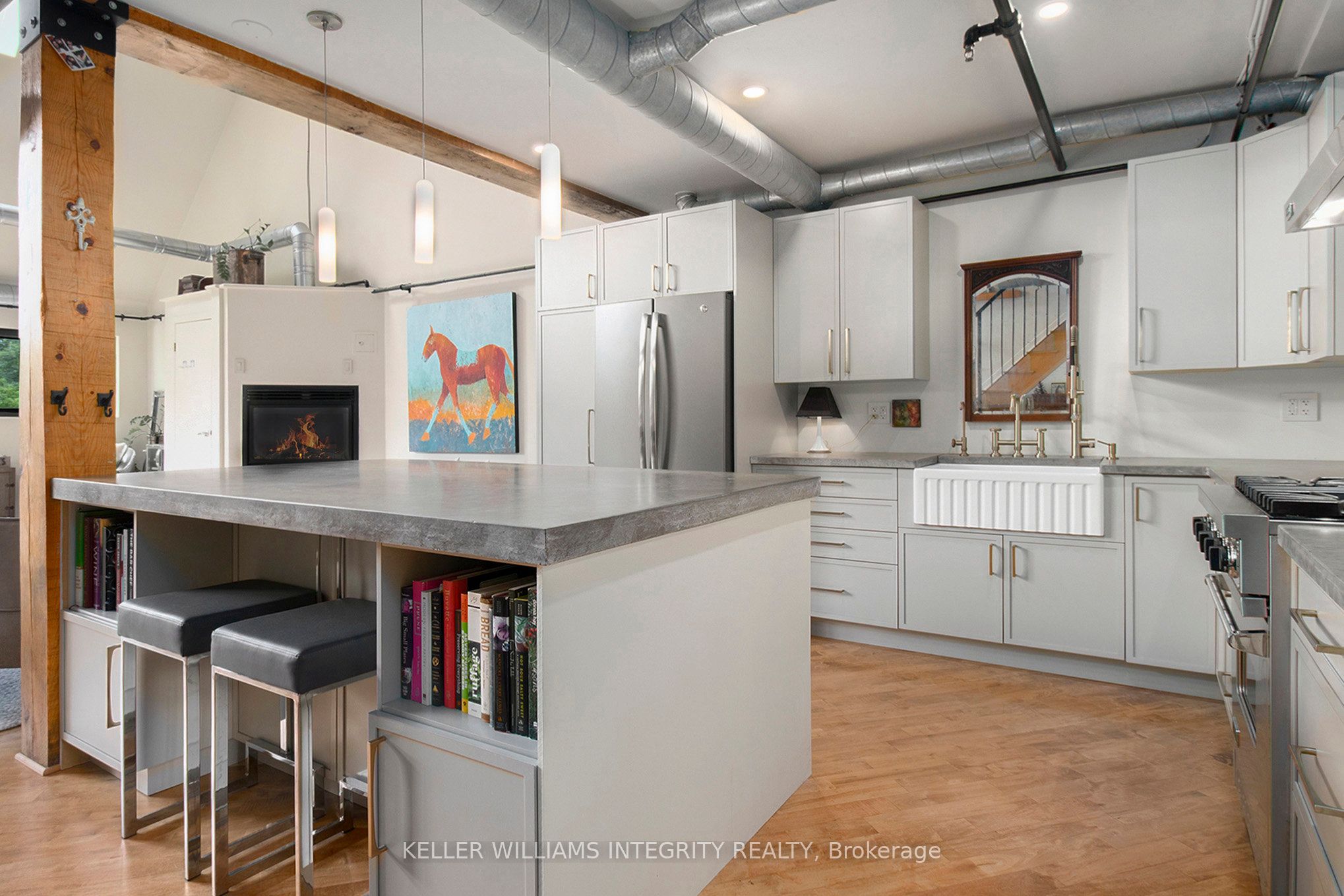#303 - 95 Beech Street Property Photo 3