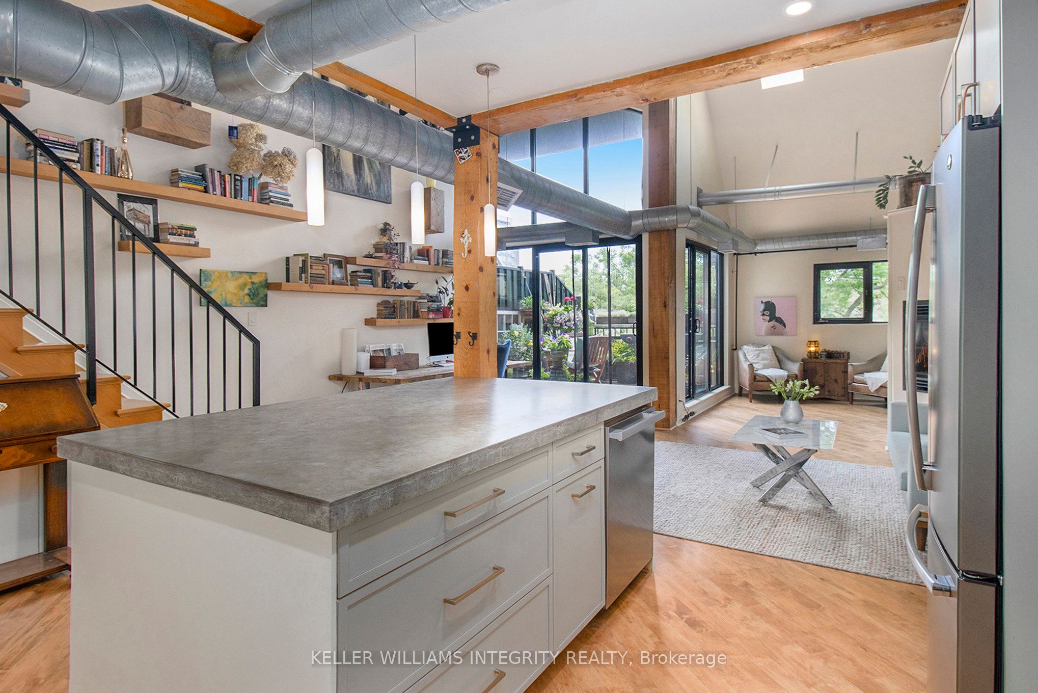 #303 - 95 Beech Street Property Photo 4