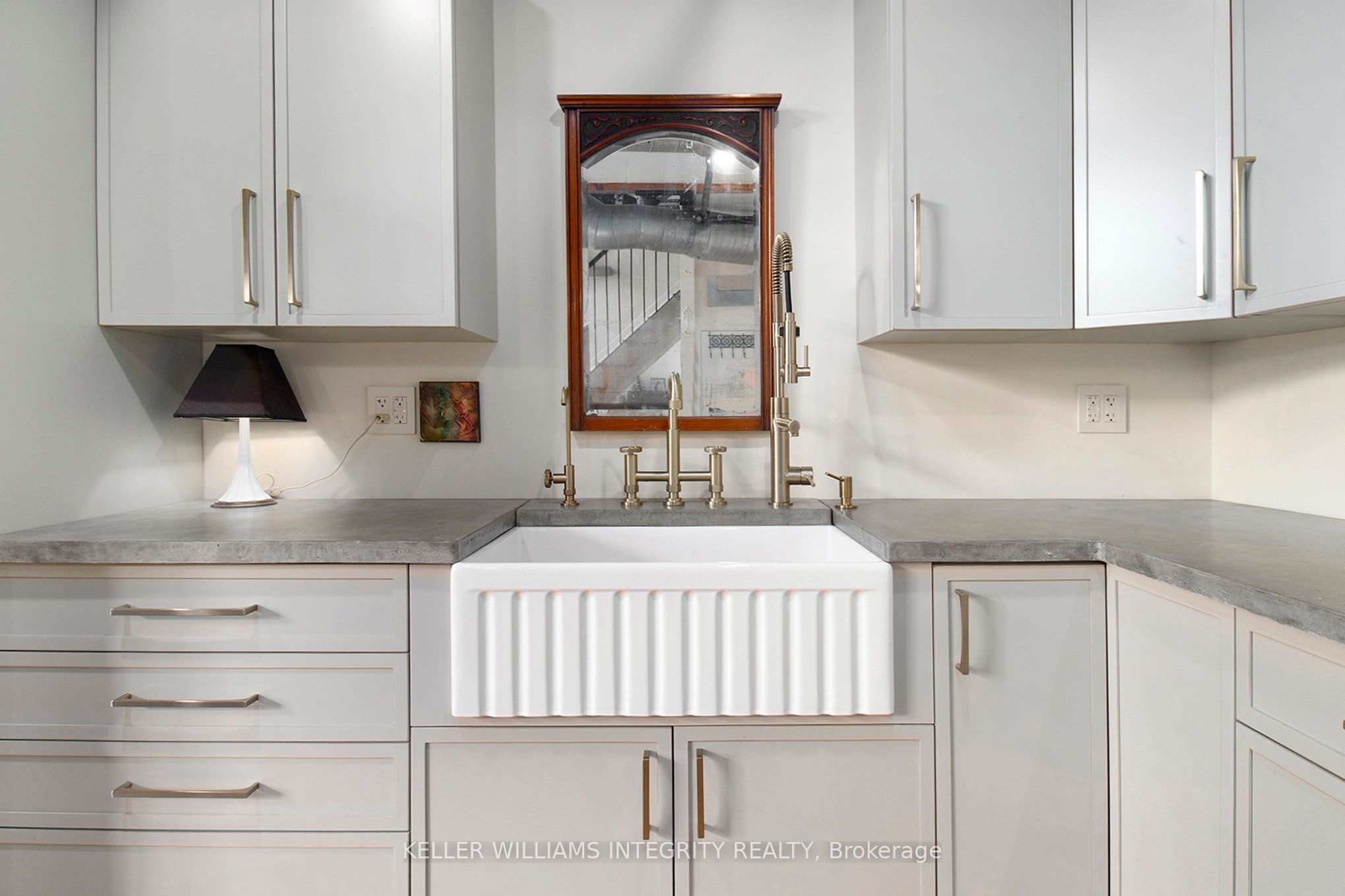 #303 - 95 Beech Street Property Photo 6