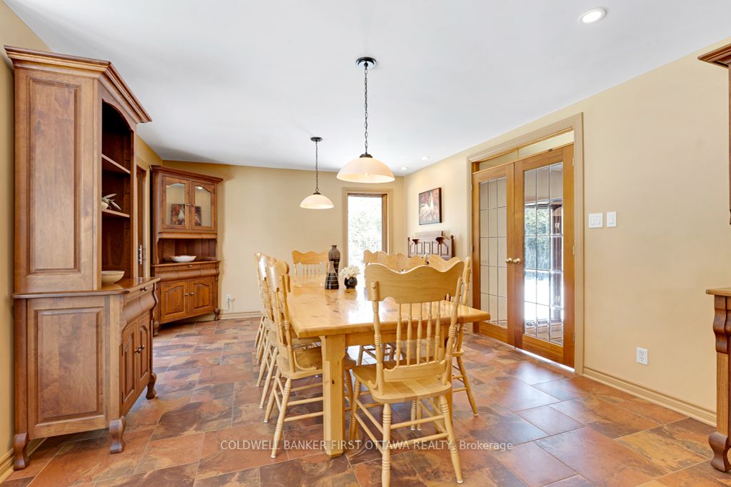206 Deerwood Drive Property Photo 12